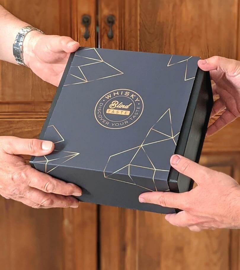 Coffret tout compris de dégustation de whisky français à l'aveugle